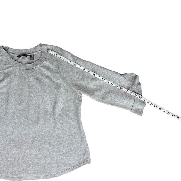 Lisa Rinna Collection Gray 3/4 Flutter Sleeve Crewneck Sweatshirt Size XL - Picture 10 of 12